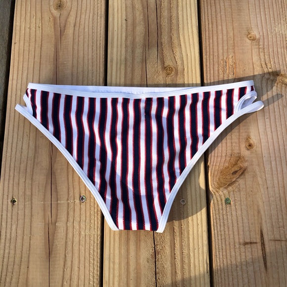 Lspace Lay it on the Line Rachel Bikini Bottom - Picture 2 of 9